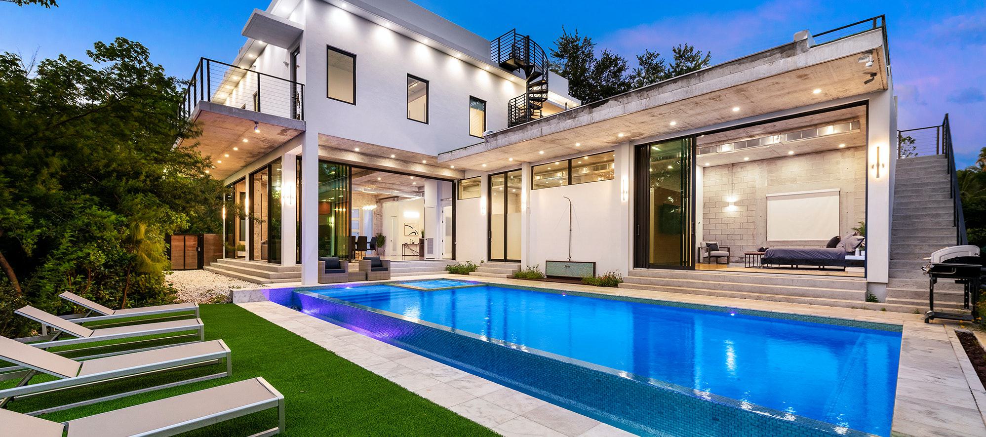 Villa Infinity